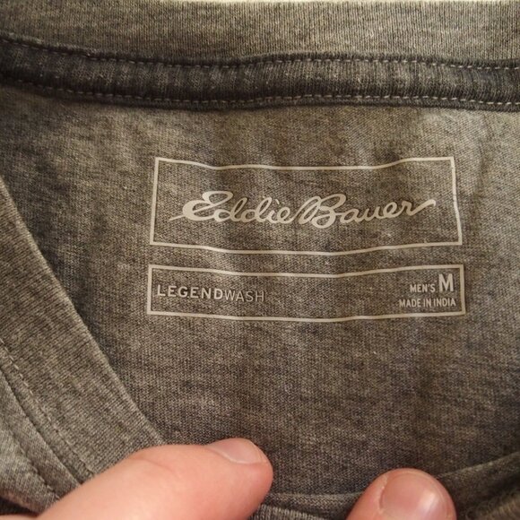Eddie Bauer Men's T-shirt - Picture 2 of 4